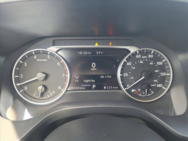 Used 2023 Nissan Rogue SV image 11