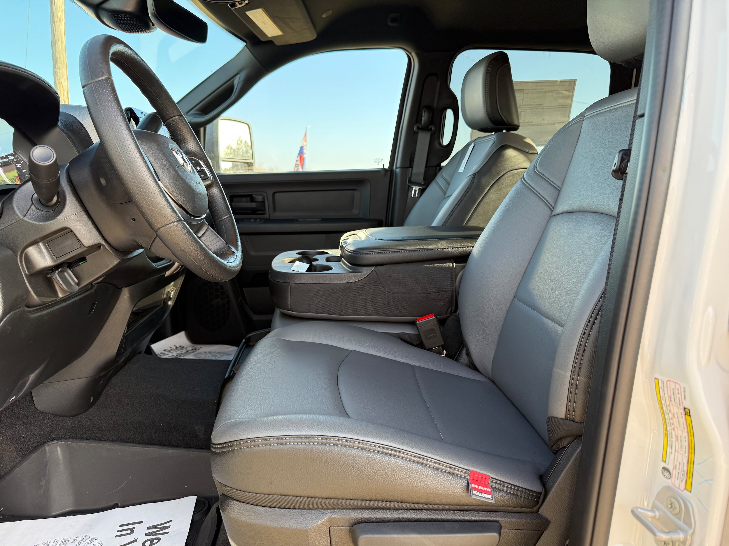 New 2026 RAM 2500 Tradesman AWD/4WD image 8