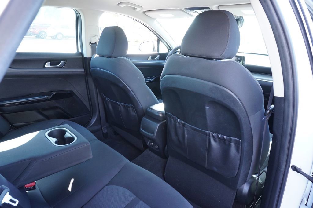 Used 2022 Kia K5 LXS image 10