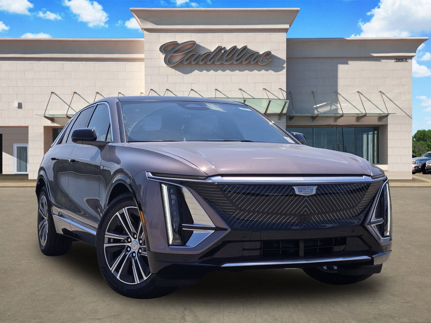 New 2025 Cadillac Lyriq Luxury