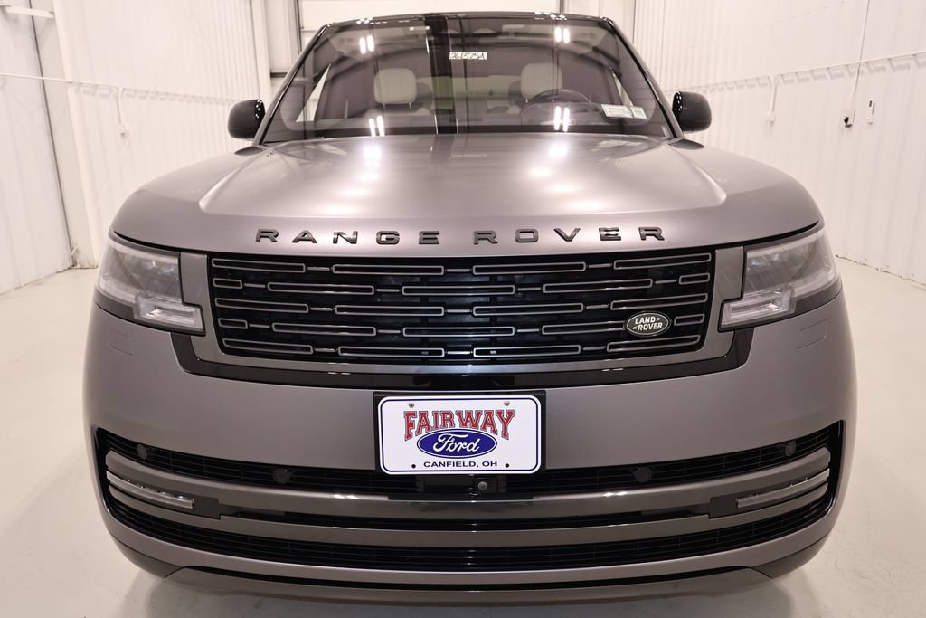Used 2023 Land Rover Range Rover Autobiography AWD/4WD image 4