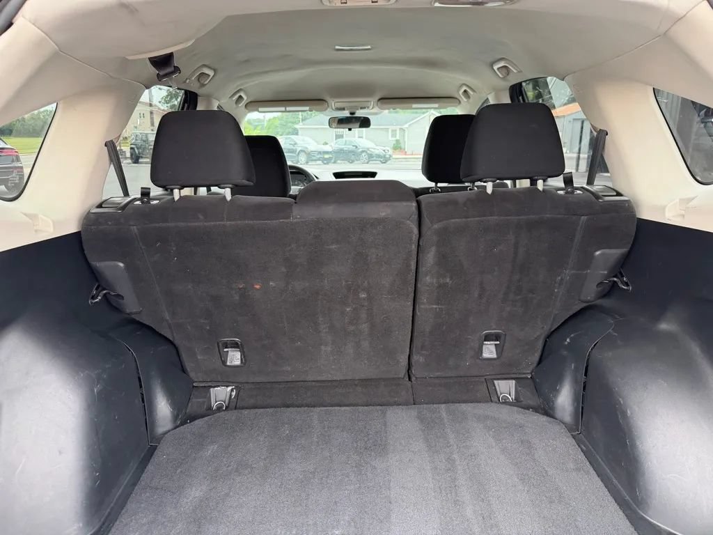 Used 2012 Honda CR-V LX image 10
