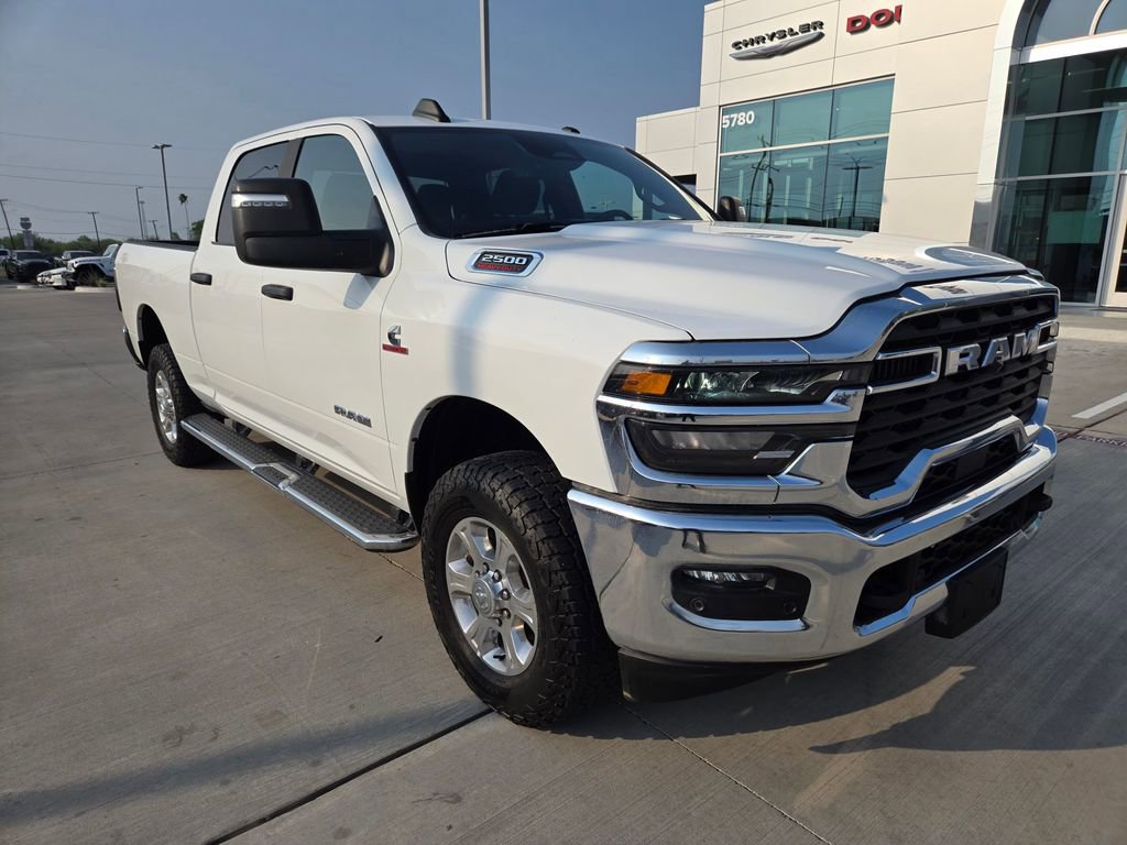 Used 2025 RAM 2500 Big Horn AWD/4WD image 1