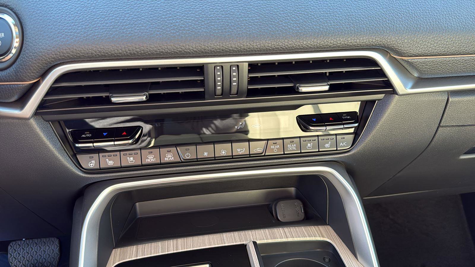 New 2026 MAZDA CX-90 Plug-In Hybrid w/ Preferred image 14