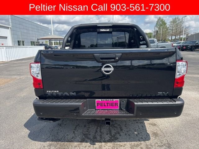 Used 2024 Nissan Titan SV w/ SV Bronze Edition Package image 4