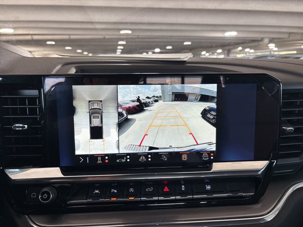 Used 2024 Chevrolet Silverado 1500 High Country w/ Technology Package image 24