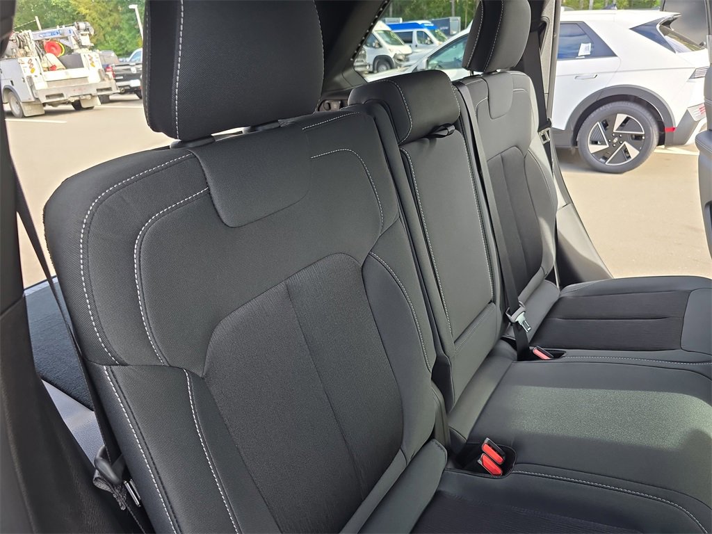 New 2025 Jeep Grand Cherokee Laredo X image 11