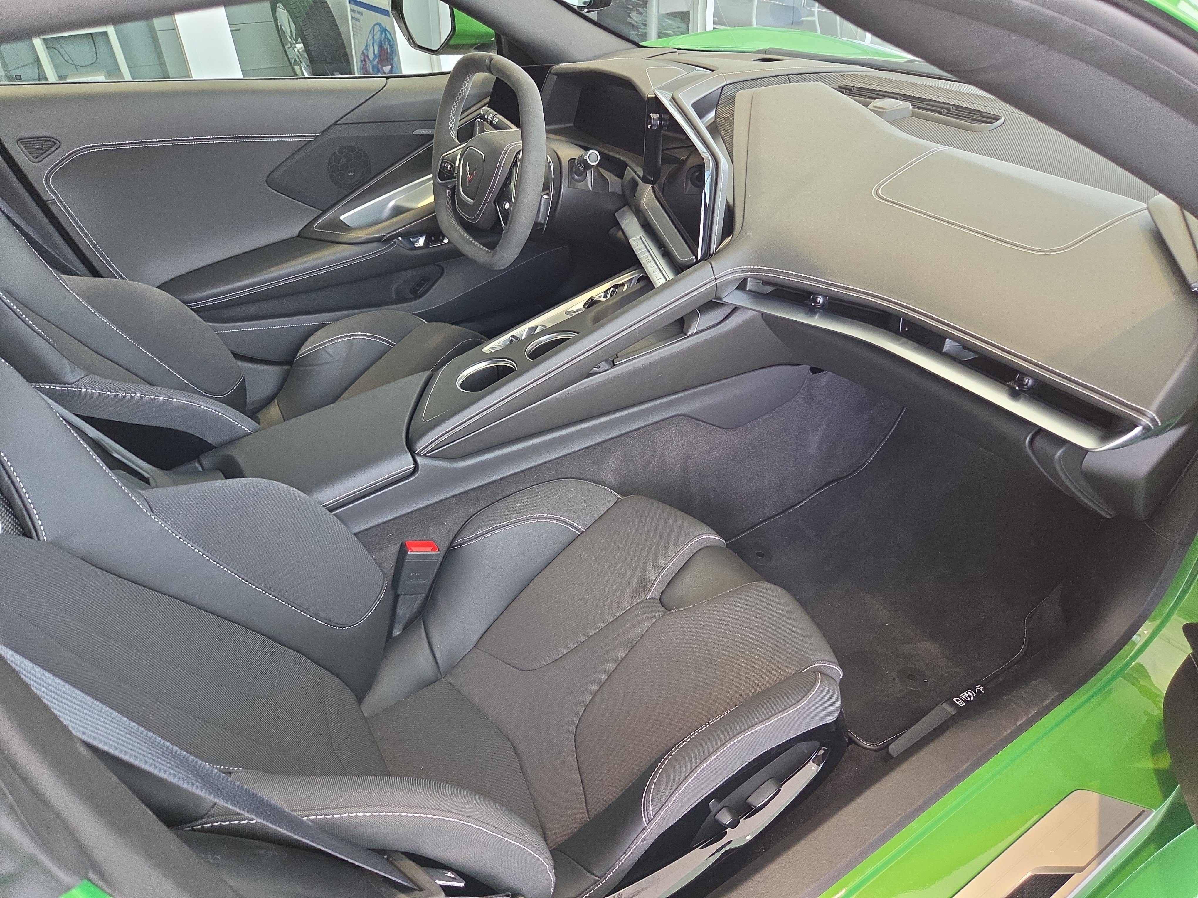 Used 2026 Chevrolet Corvette Stingray Coupe w/ 1LT RWD image 11