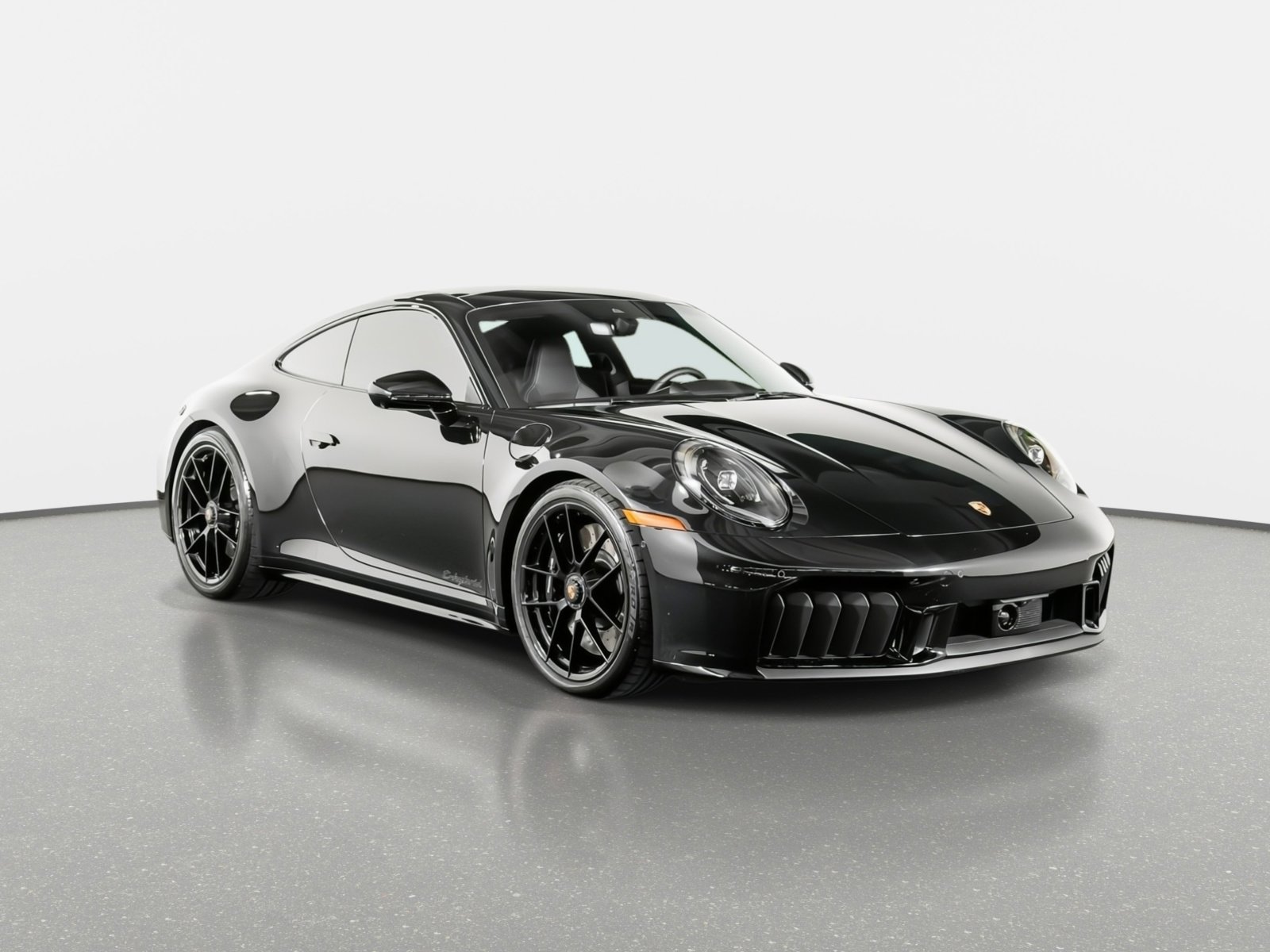 Used 2026 Porsche 911 Carrera 4 GTS AWD/4WD image 4