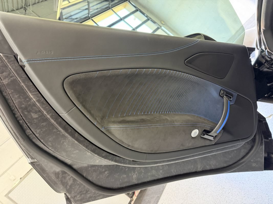 Used 2024 Maserati MC20 Cielo RWD image 23