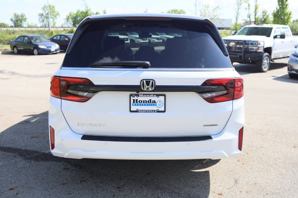 New 2027 Honda Odyssey Touring image 5