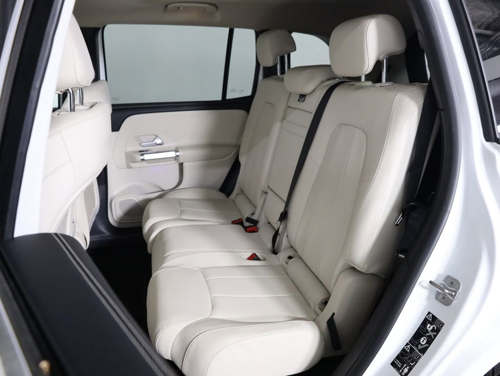 Used 2023 Mercedes-Benz GLB 250 image 49