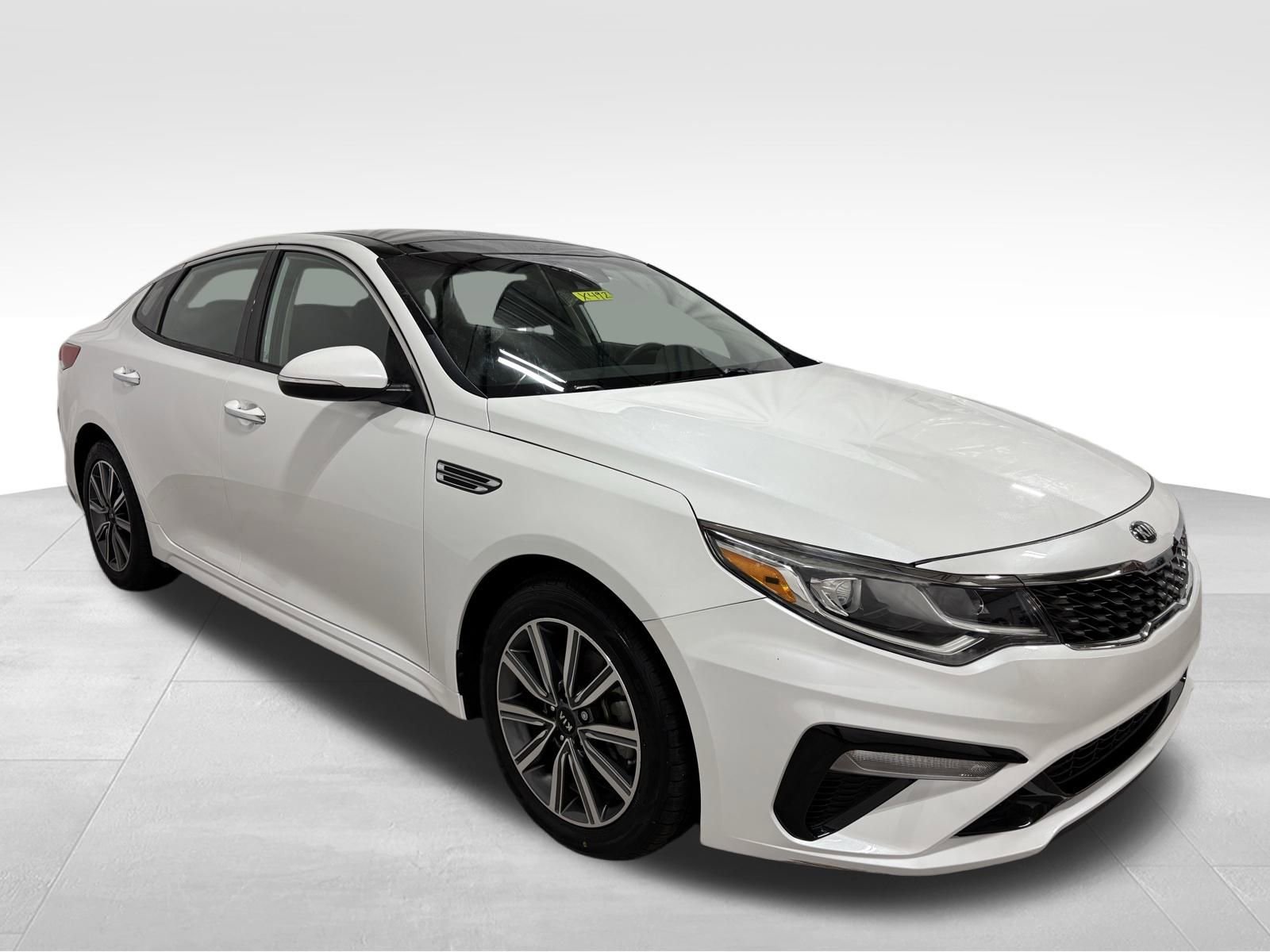Used 2019 Kia Optima LX w/ LX Premium Package image 3