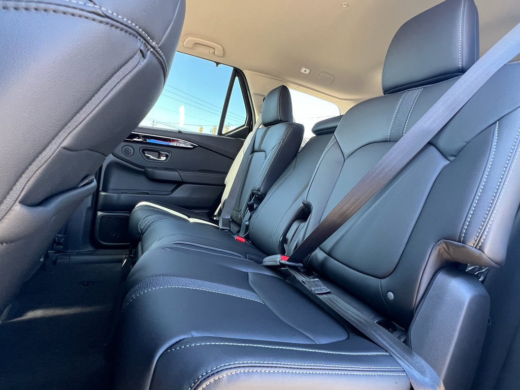 New 2025 Honda Pilot EX-L image 17