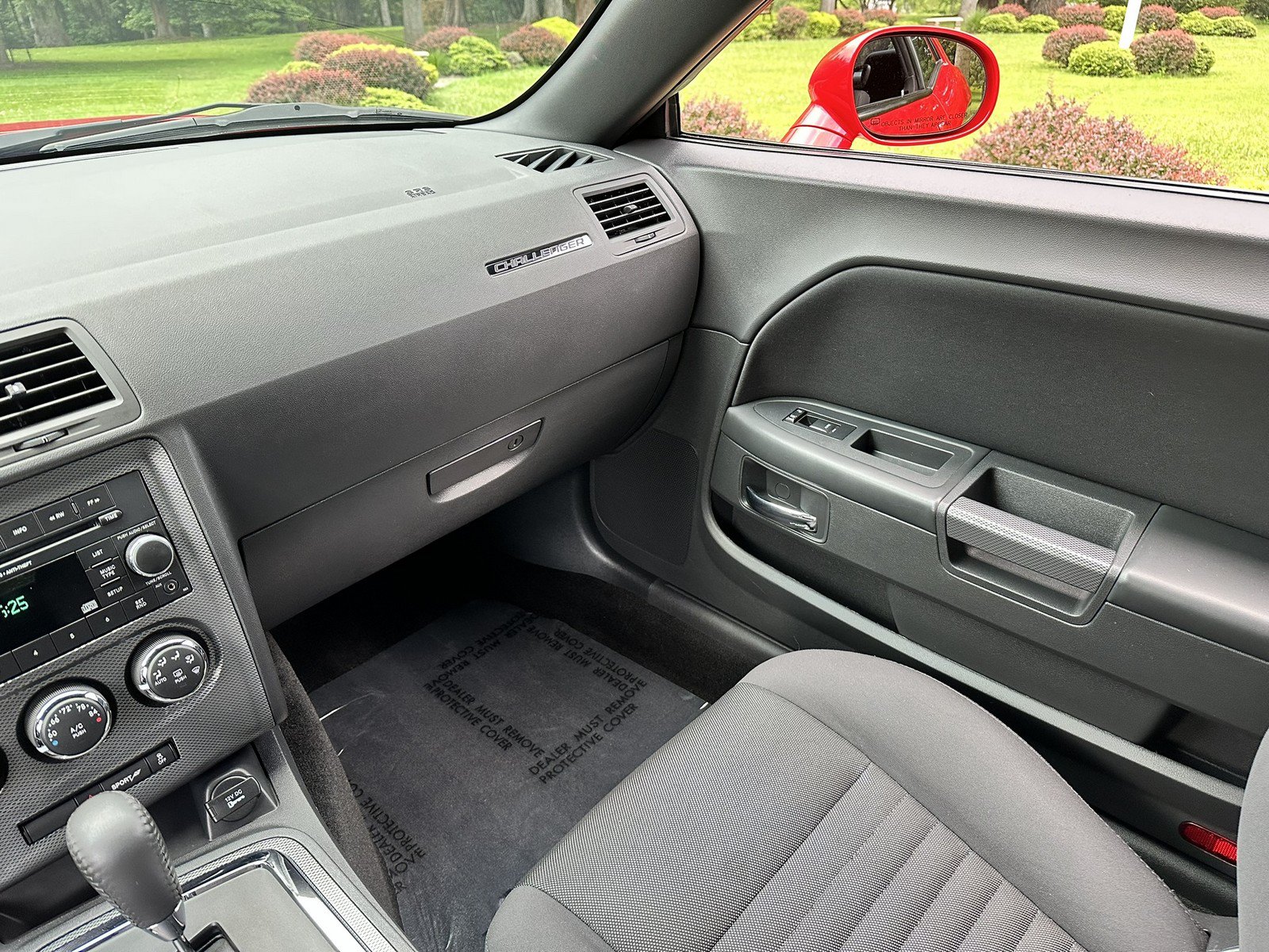 Used 2014 Dodge Challenger R/T w/ Electronics Convenience Group RWD image 15