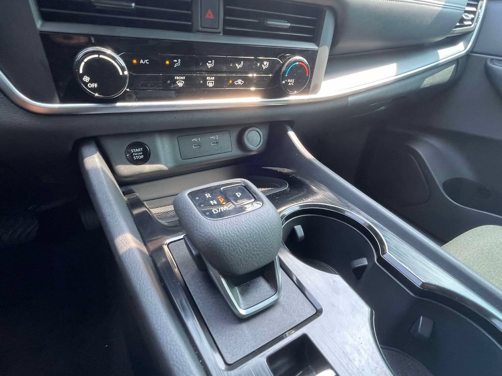 Certified 2026 Nissan Rogue S FWD image 32