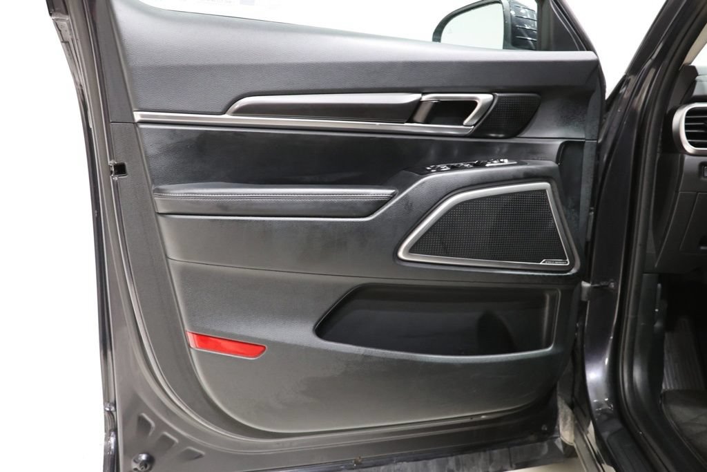 Used 2025 Kia Telluride S AWD/4WD image 19