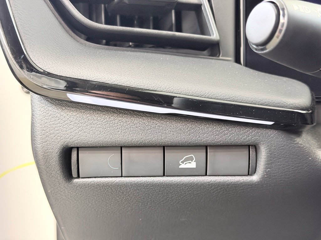 New 2027 Nissan Kicks SV w/ Rock Creek Edition AWD/4WD image 38
