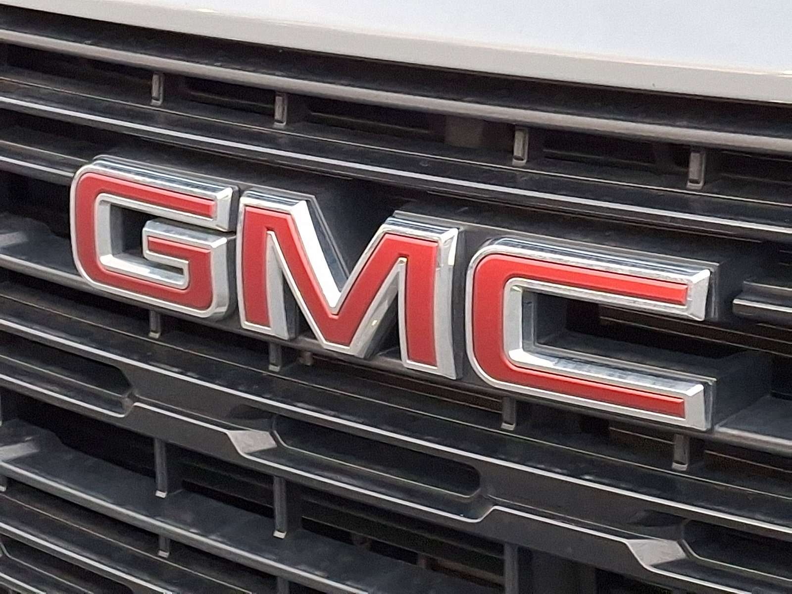 Used 2024 GMC Sierra 1500 Pro w/ Graphite Edition image 9