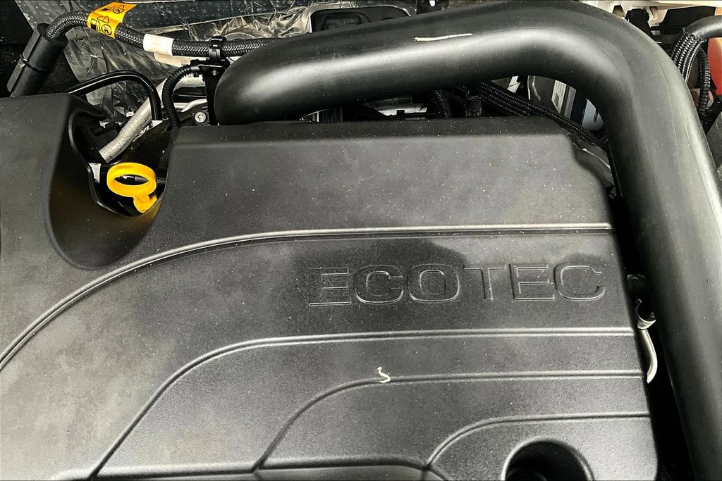 Used 2023 GMC Terrain SLE w/ Driver Convenience Package image 30