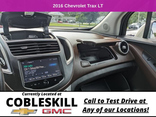 Used 2016 Chevrolet Trax LT w/ LT Convenience Package AWD/4WD image 27