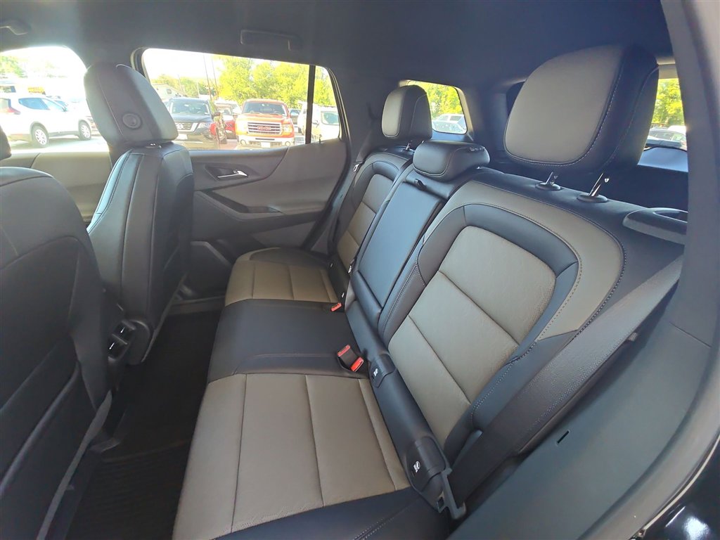 New 2026 Chevrolet Equinox LT w/ Convenience Package II image 24