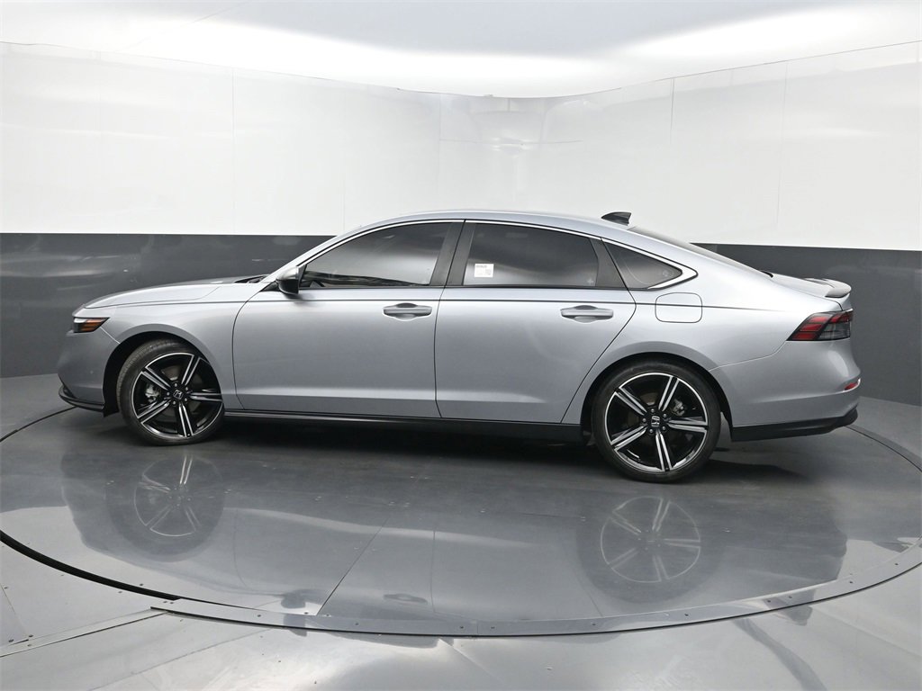 Used 2023 Honda Accord Sport image 38