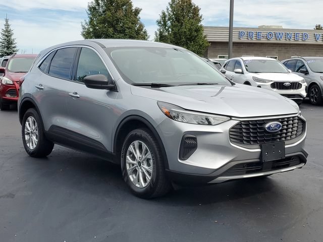 Certified 2024 Ford Escape Active AWD/4WD image 2
