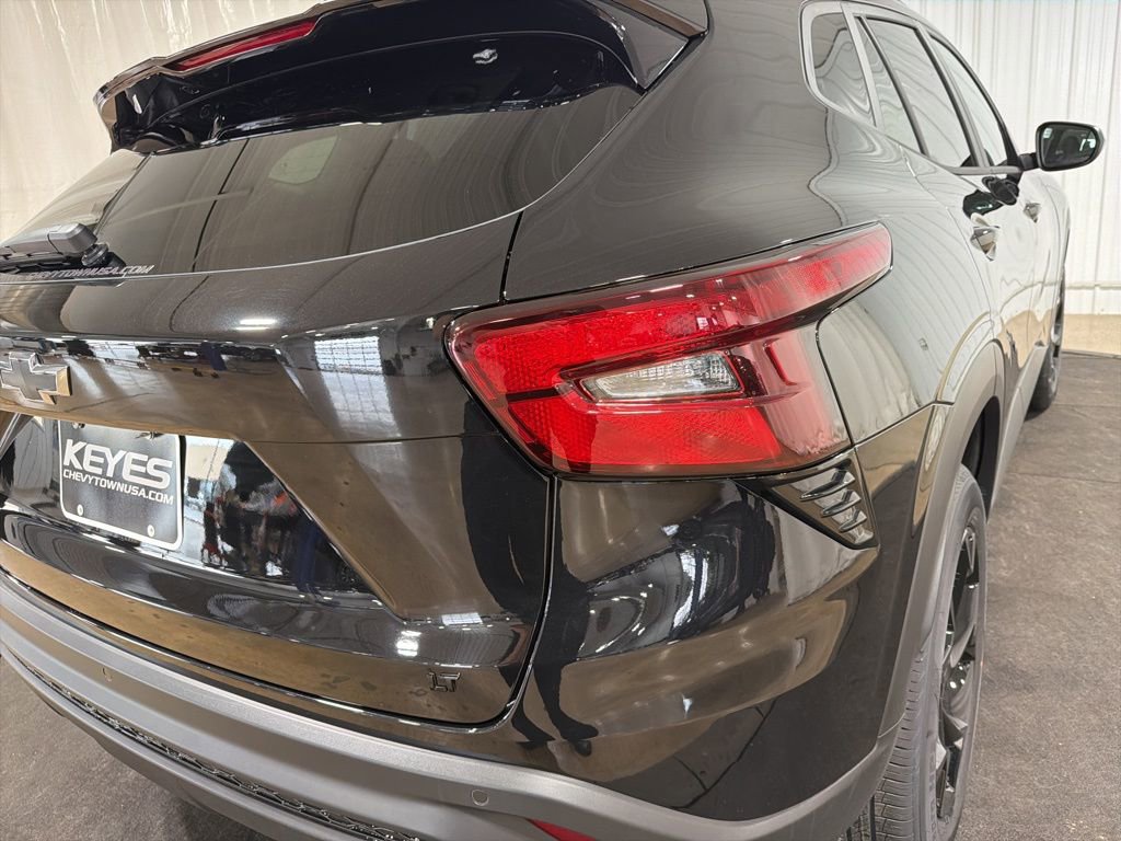 New 2026 Chevrolet Trax LT image 16