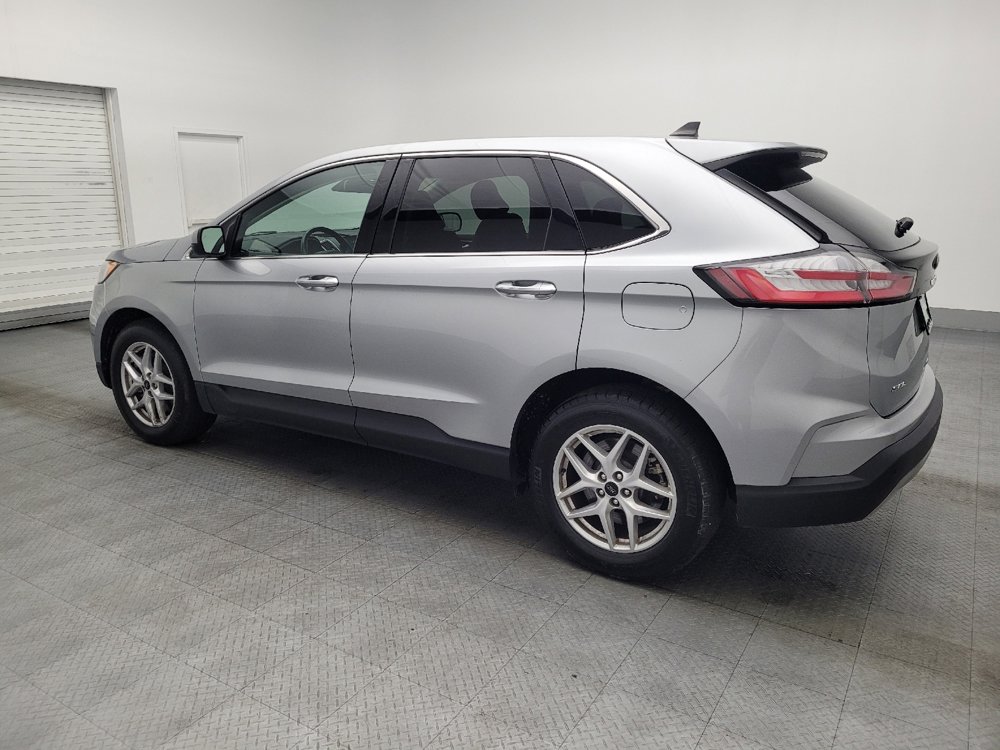 Used 2024 Ford Edge SEL image 3