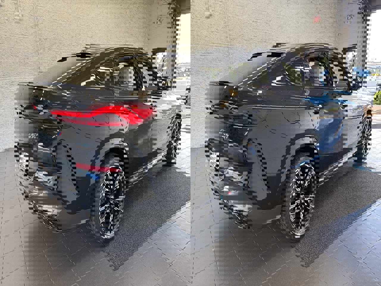 New 2026 BMW X6 M60i image 8