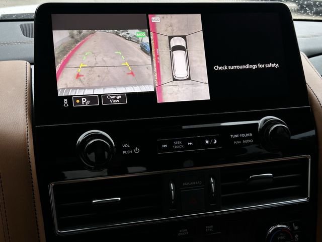 Used 2024 INFINITI QX80 Sensory AWD/4WD image 19