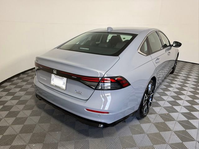 Used 2024 Honda Accord Touring image 6