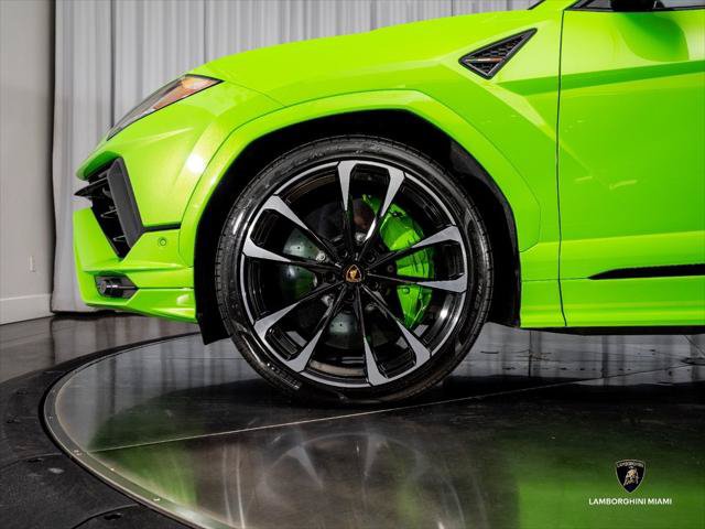 Used 2024 Lamborghini Urus S AWD/4WD image 7
