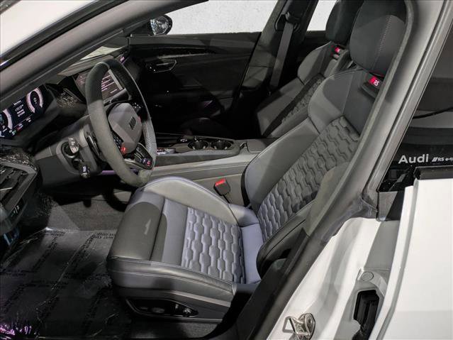 New 2026 Audi RS e-tron GT performance image 4