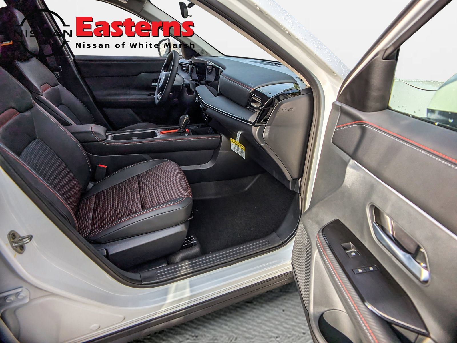 New 2025 Nissan Kicks SR w/ SR Premium Package AWD/4WD image 15