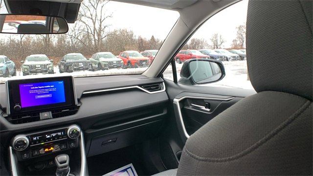 Used 2023 Toyota RAV4 XLE image 26