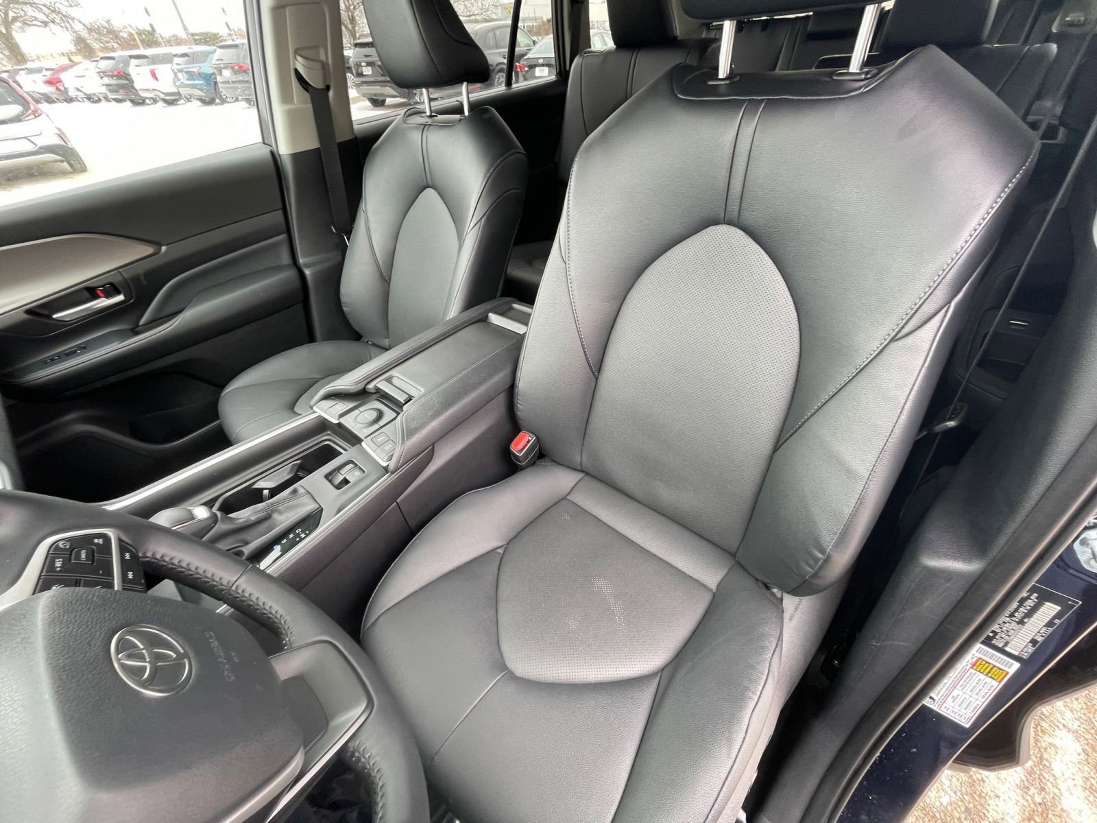 Used 2025 Toyota Grand Highlander FWD image 38