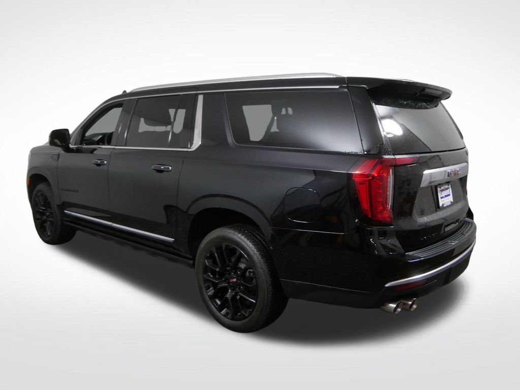 Used 2023 GMC Yukon XL Denali w/ Max Trailering Package AWD/4WD image 7