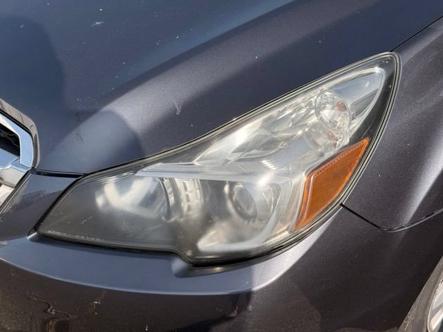 Used 2014 Subaru Legacy 2.5i Premium w/ Moonroof Package AWD/4WD image 10