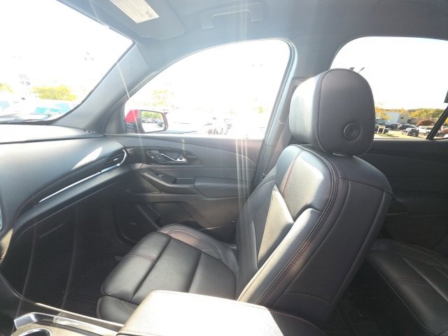 Used 2023 Chevrolet Traverse RS w/ LPO, Floor Liner Package image 28