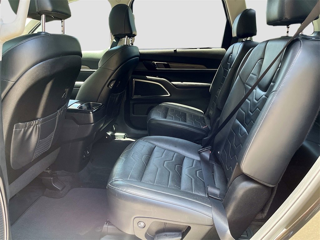 Used 2022 Kia Telluride SX w/ SX Prestige Package image 26