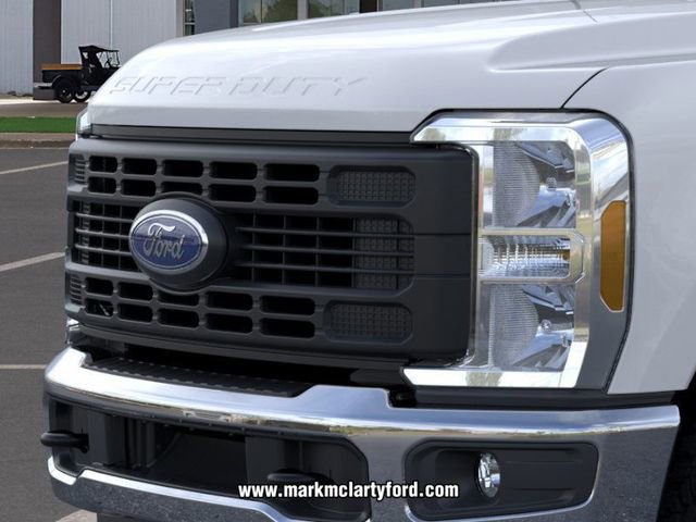 New 2026 Ford F250 XL w/ XL Off-Road Package image 17