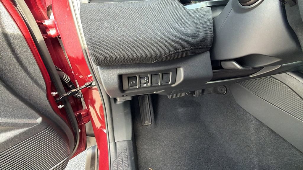 Used 2026 Subaru Outback Premium image 30