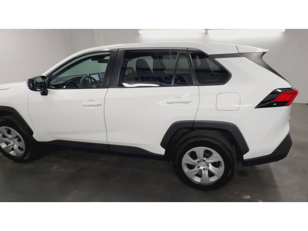 Used 2024 Toyota RAV4 LE image 6