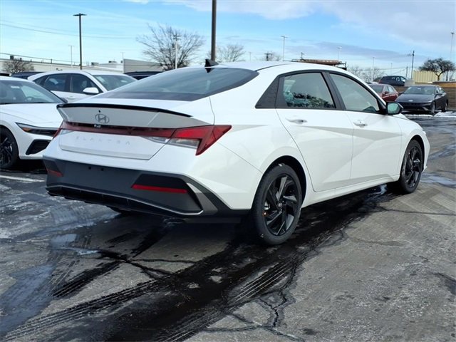 New 2026 Hyundai Elantra Sport image 4