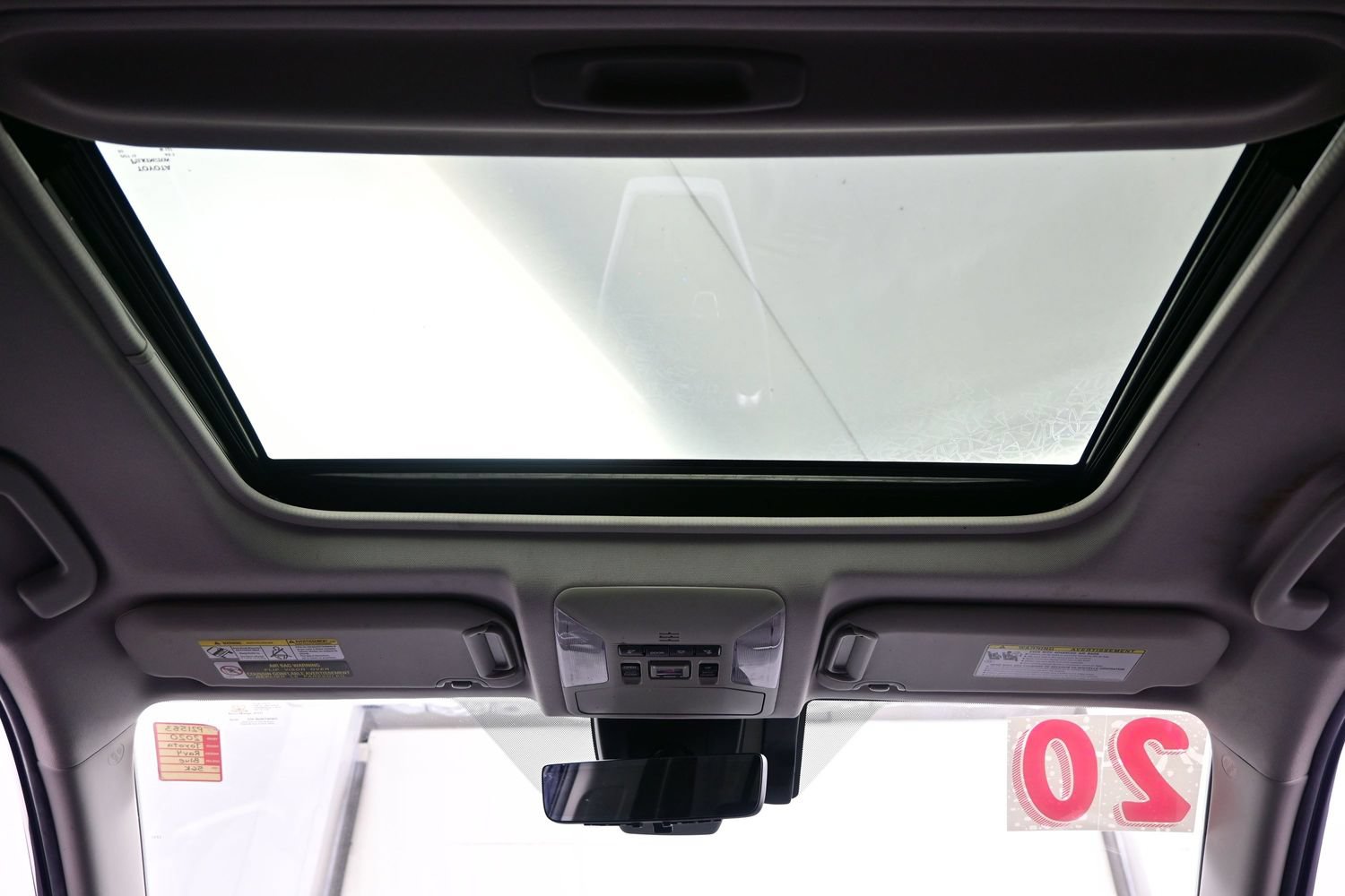 Used 2020 Toyota RAV4 XLE Premium FWD image 17