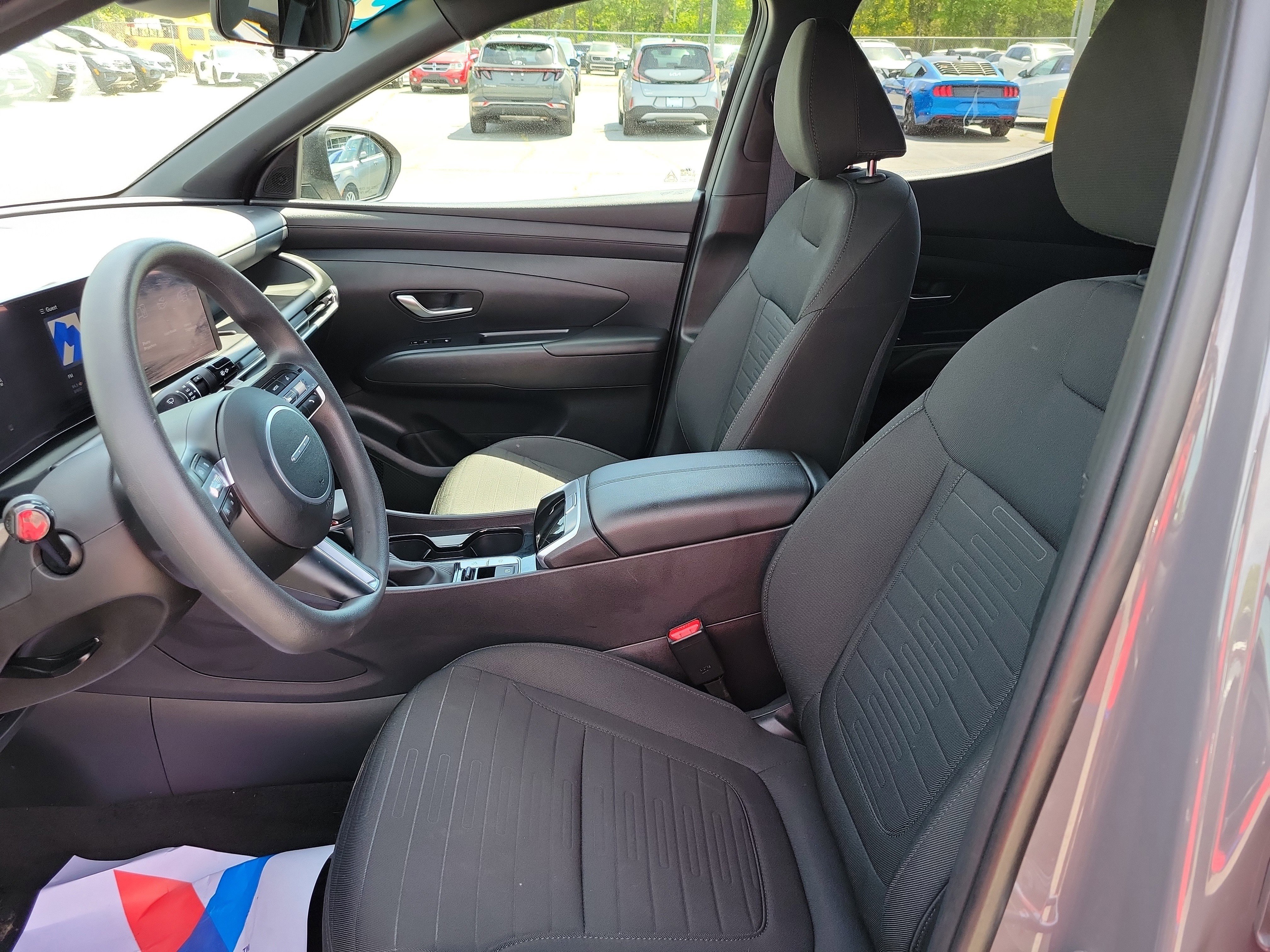 Used 2025 Hyundai Santa Cruz SE image 16