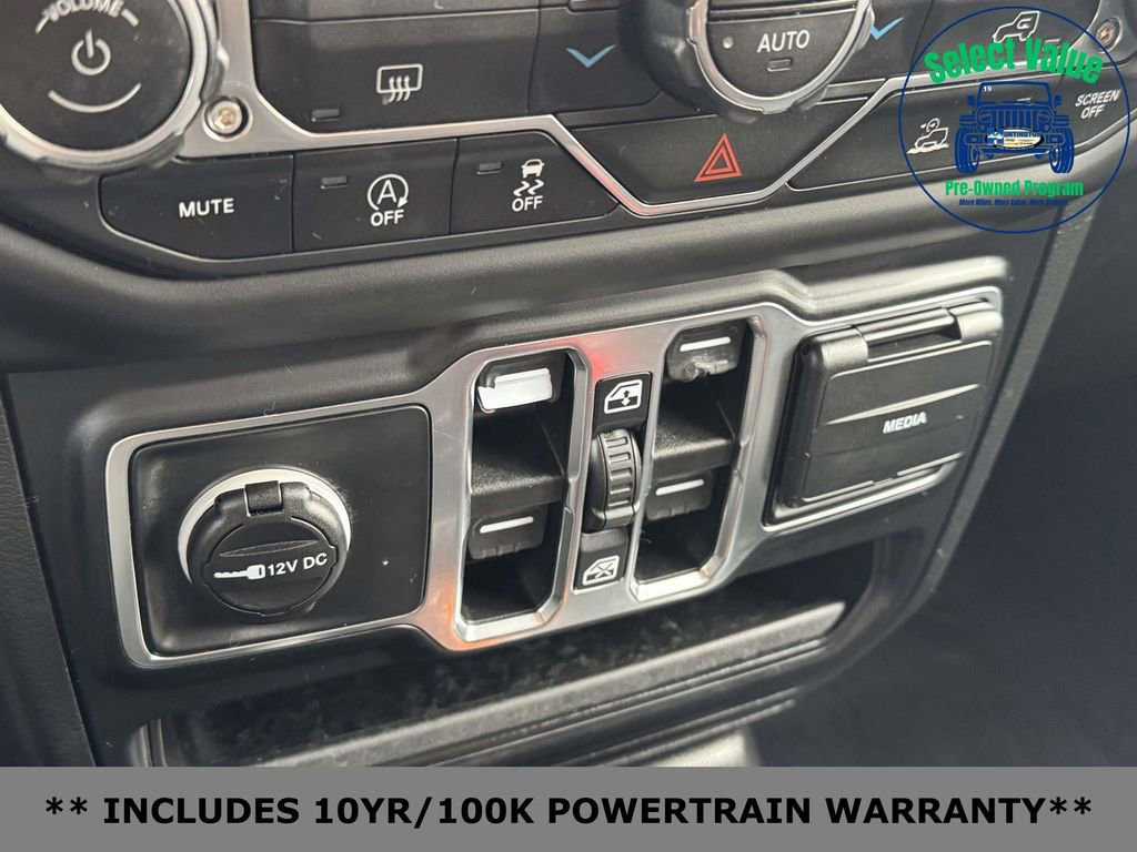 Used 2021 Jeep Gladiator Willys image 25