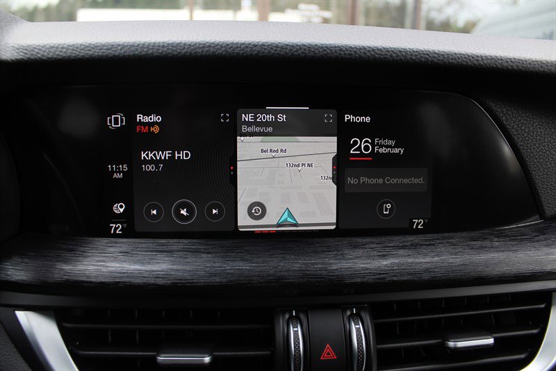 Used 2022 Alfa Romeo Stelvio Sprint image 16